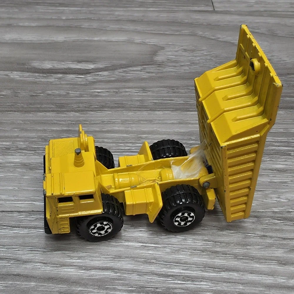 Matchbox Superfast No. 58 Faun Dump Truck 1976